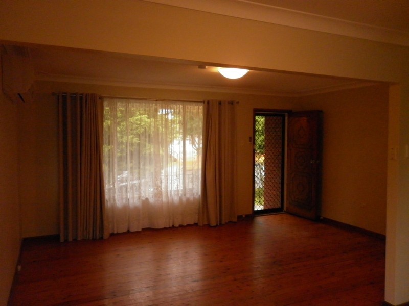 121 King St, Shortland NSW 2307