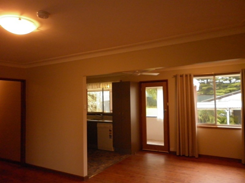 121 King St, Shortland NSW 2307