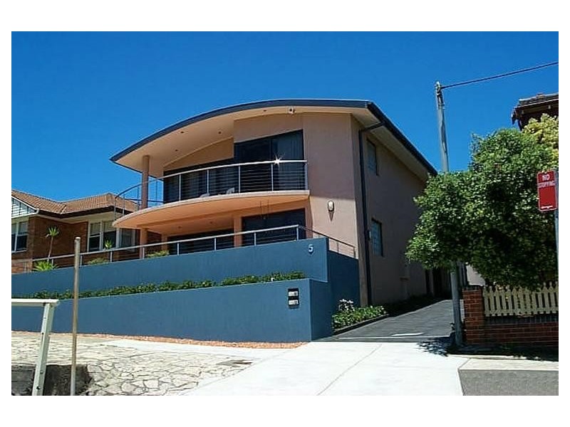 1/5 RIDGE ST, Merewether NSW 2291