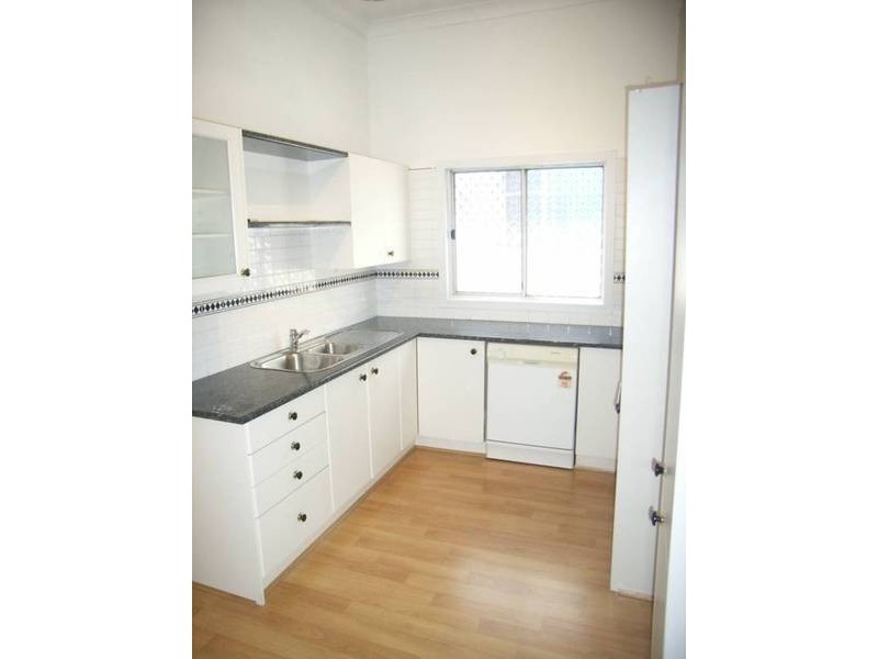 14 Wilson Street, Hamilton NSW 2303