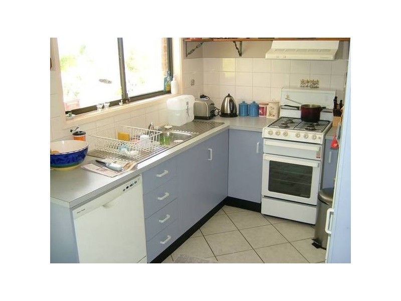 6 Roshan Close, Whitebridge NSW 2290