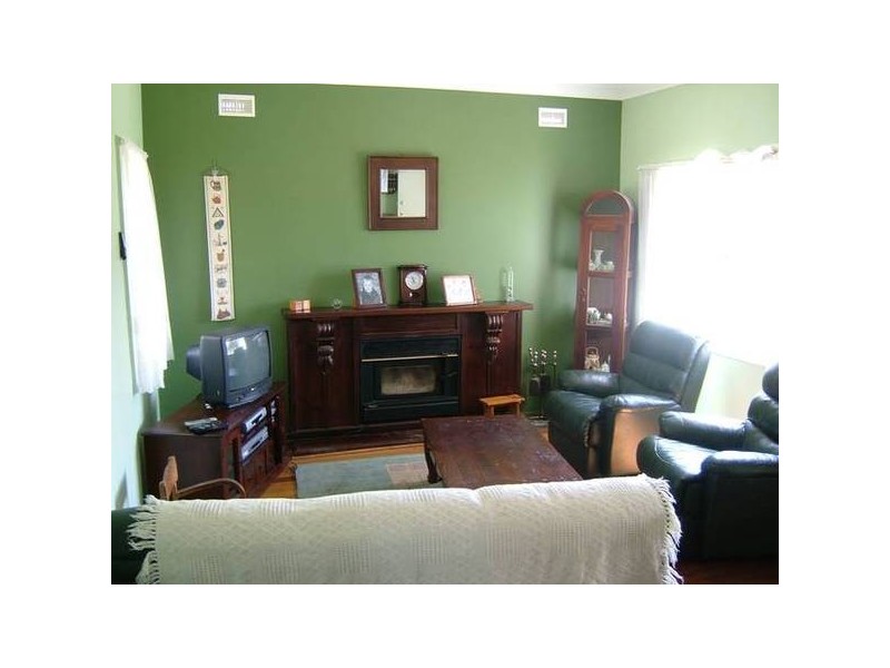 4 Schroder Avenue, Gateshead NSW 2290