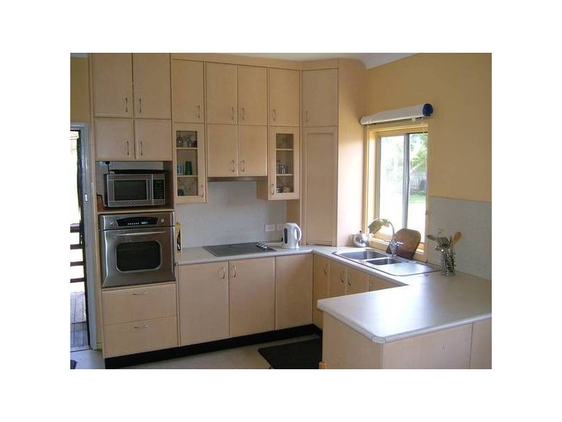 4 Schroder Avenue, Gateshead NSW 2290