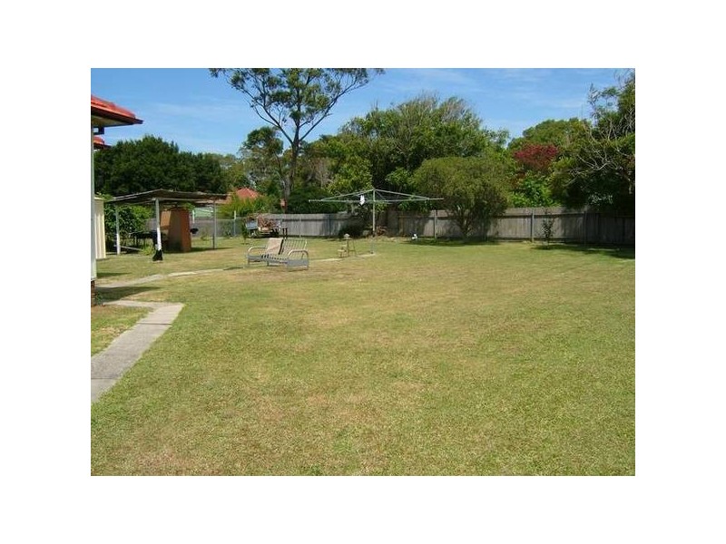 4 Schroder Avenue, Gateshead NSW 2290