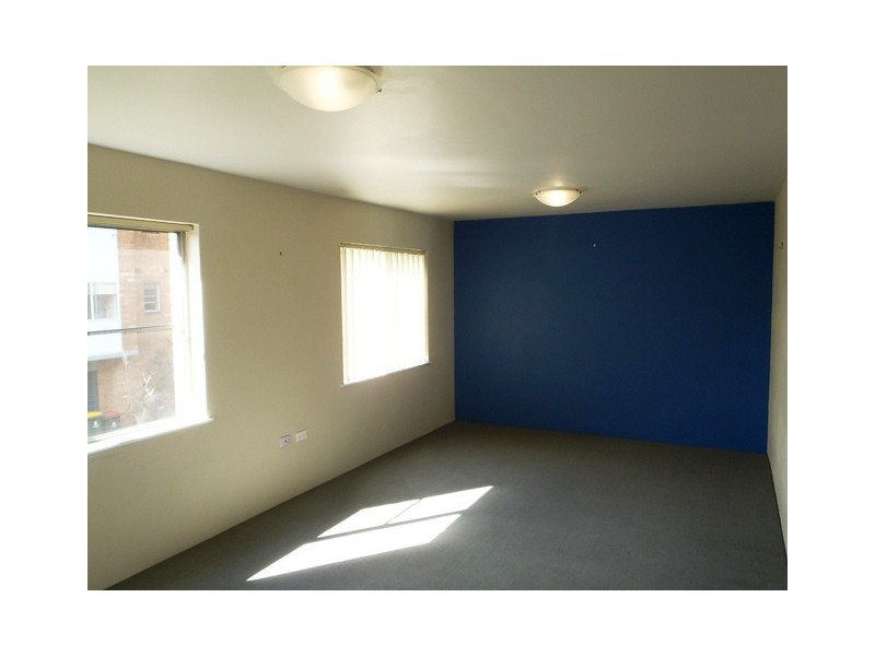 2/88 TYRRELL ST, Newcastle NSW 2300