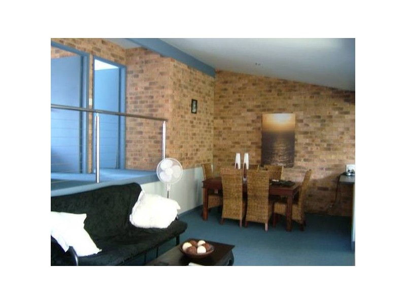 3/8 Milson Street, Charlestown NSW 2290