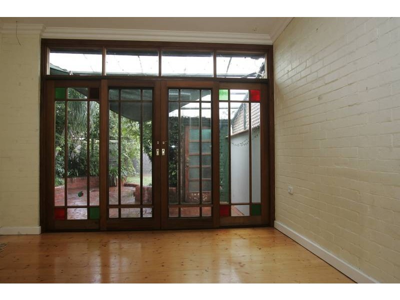 111 Denison Street, Hamilton NSW 2303