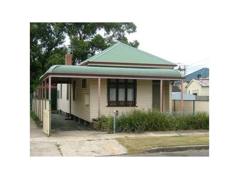 17 The Avenue, Maryville NSW 2293