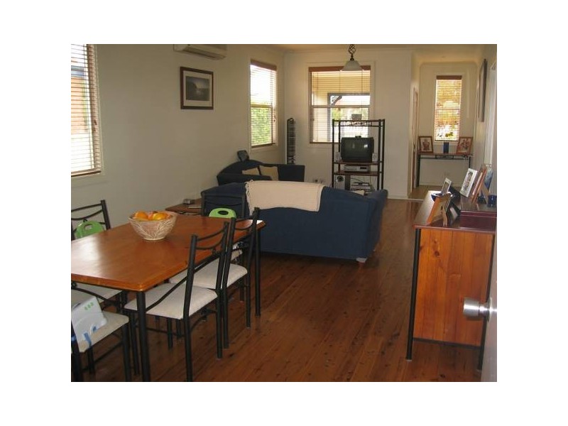 197 Broadmeadow Road, Broadmeadow NSW 2292