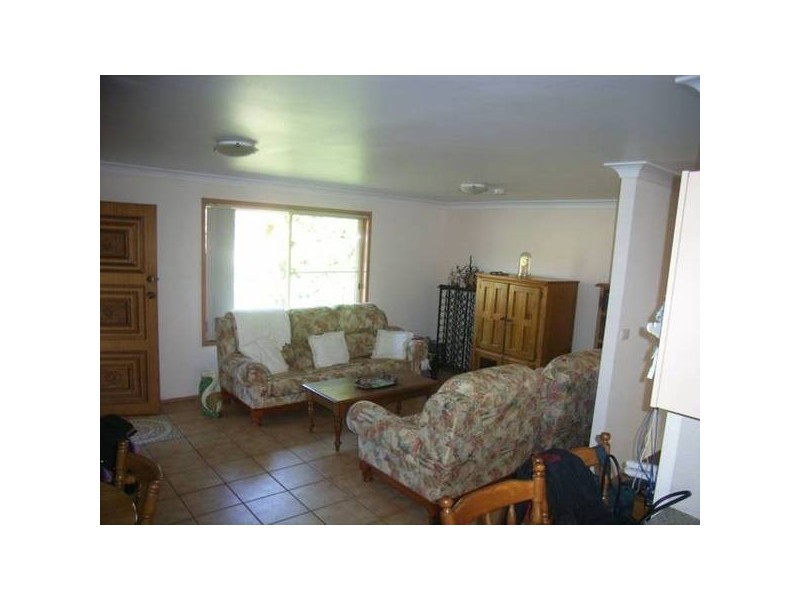 12 Tenille Close, Cameron Park NSW 2285