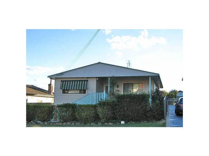5 Alley Street, Speers Point NSW 2284