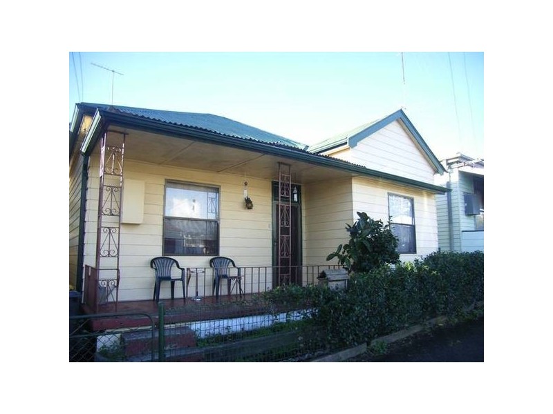 6 Tighes Terrace, Tighes Hill NSW 2297