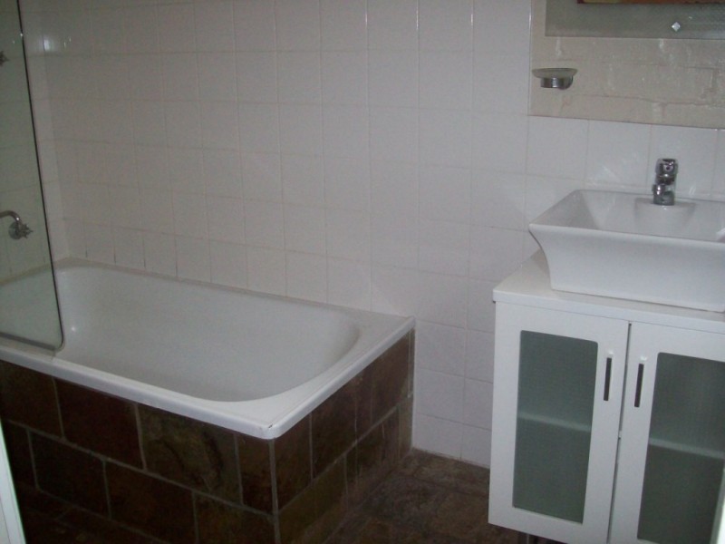 110 Denison Street, Hamilton NSW 2303