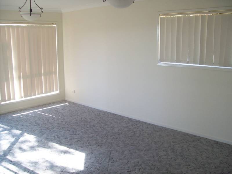 19 Express Circuit, Marmong Point NSW 2284