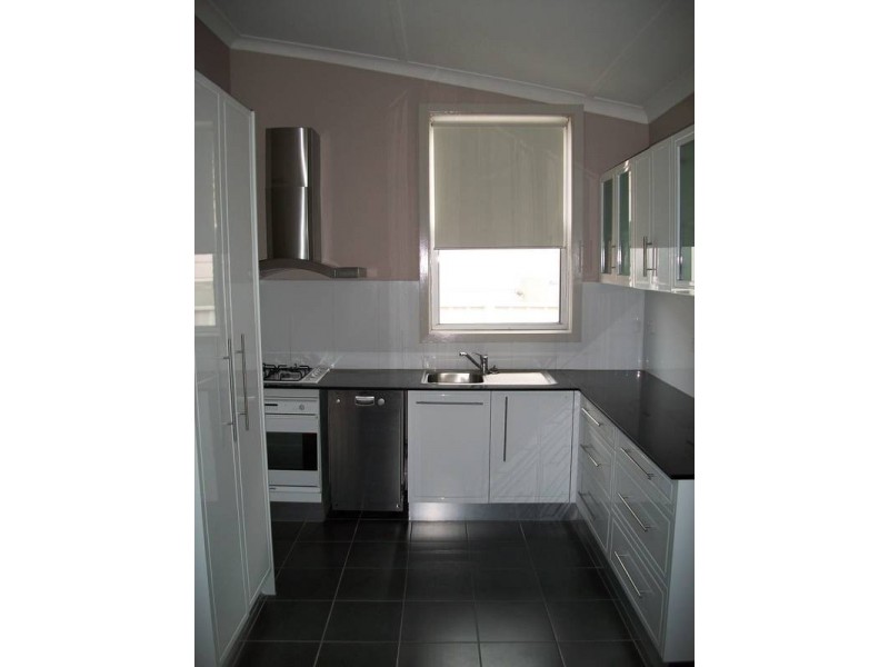 6 Mackie Avenue, New Lambton NSW 2305