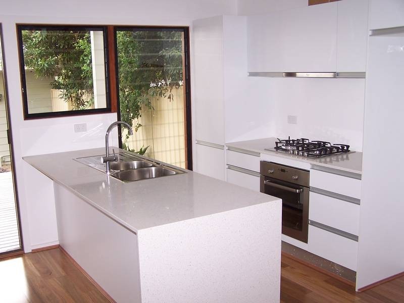 30 Brooks Street, Cooks Hill NSW 2300