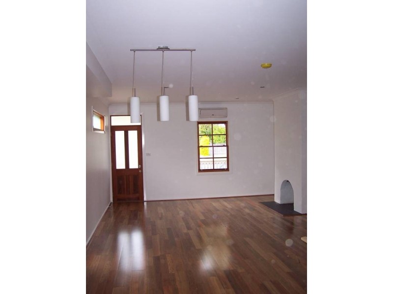 30 Brooks Street, Cooks Hill NSW 2300