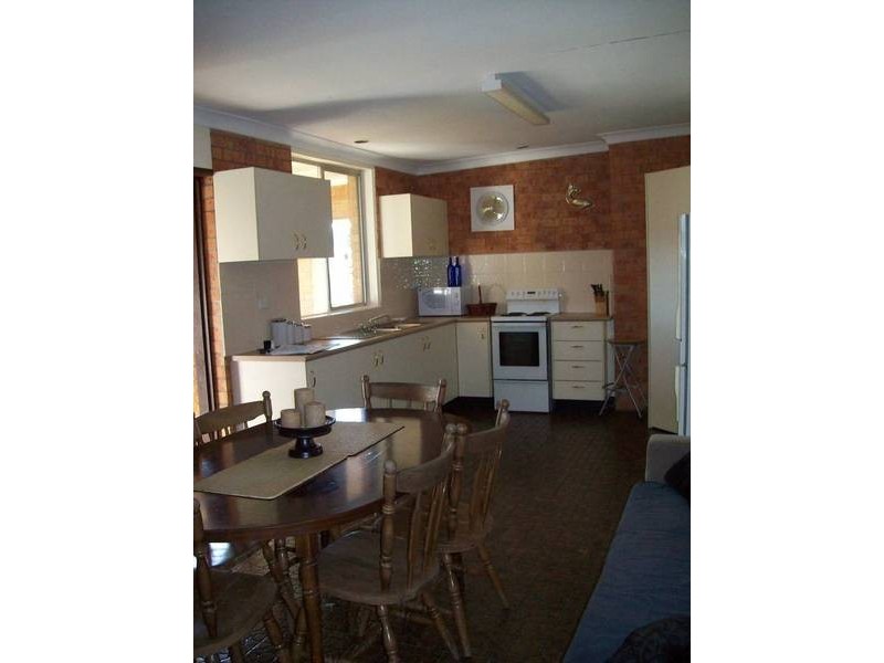 64 Henry Street, Tighes Hill NSW 2297