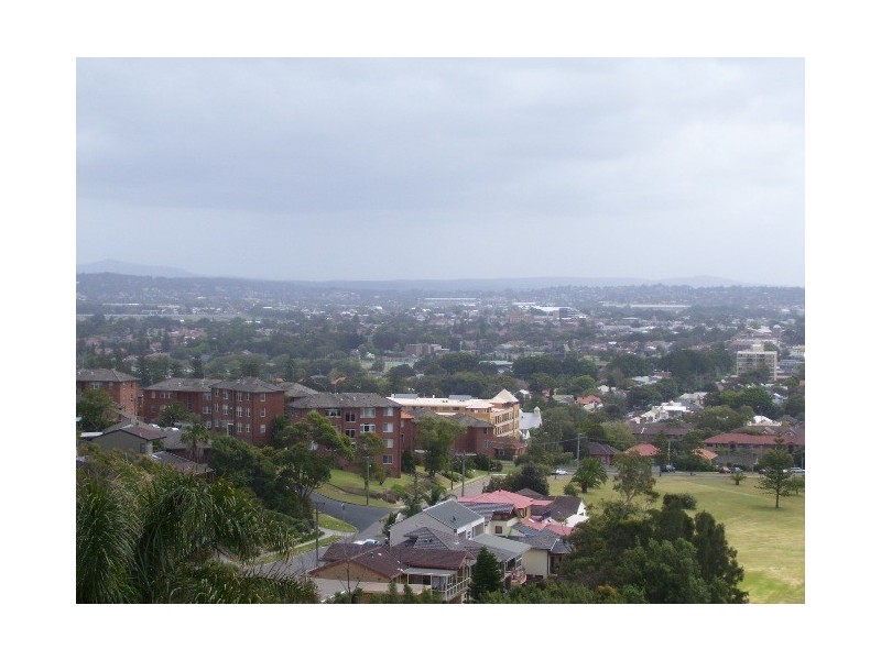 4/18 Memorial Drive, The Hill NSW 2300