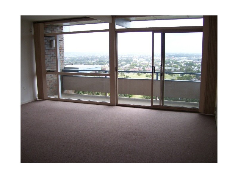 4/18 Memorial Drive, The Hill NSW 2300
