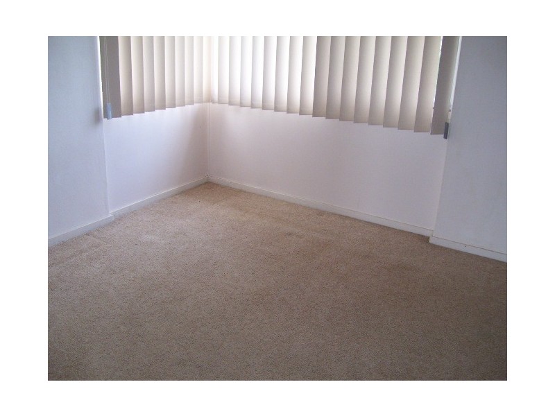 4/18 Memorial Drive, The Hill NSW 2300