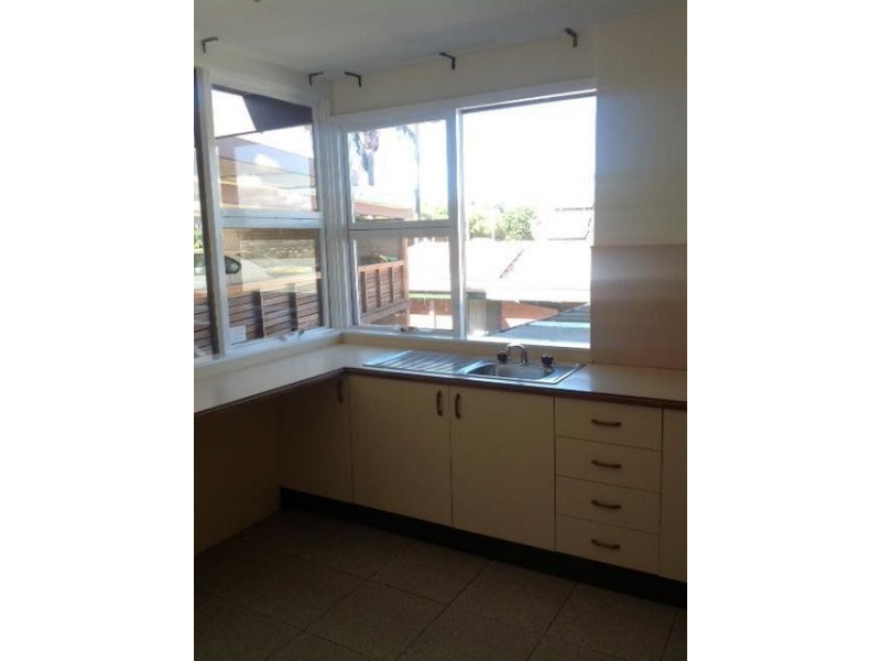 4/18 Memorial Drive, The Hill NSW 2300