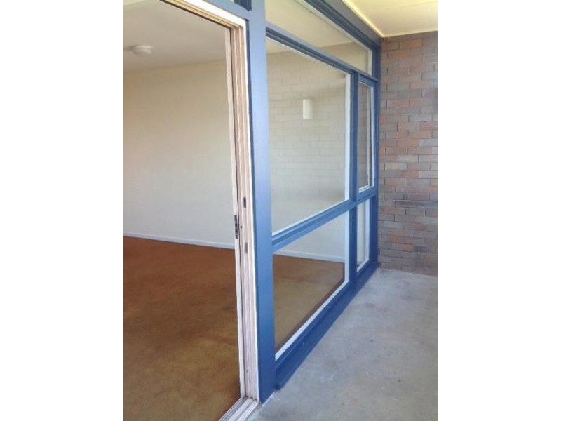 4/18 Memorial Drive, The Hill NSW 2300