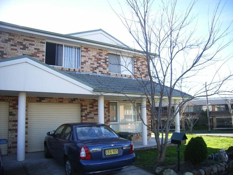 1/2 Teralba Road, Broadmeadow NSW 2292