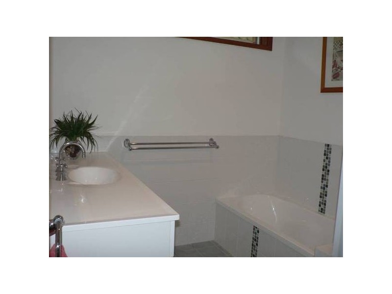 30 Kendella Parade, Kahibah NSW 2290