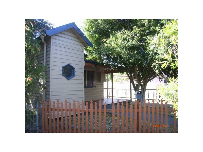 1/3 Ferndale, Tighes Hill NSW 2297