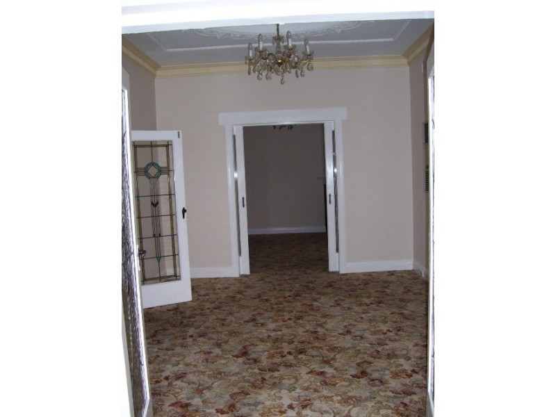 276 PARKWAY AVE, Hamilton South NSW 2303