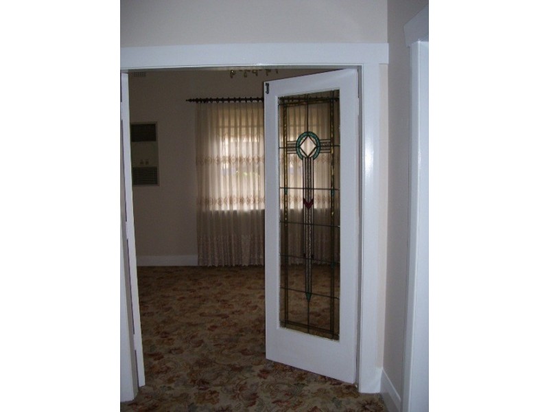 276 PARKWAY AVE, Hamilton South NSW 2303