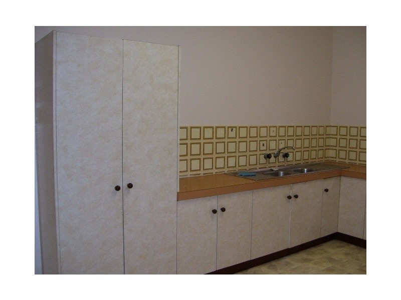 276 PARKWAY AVE, Hamilton South NSW 2303