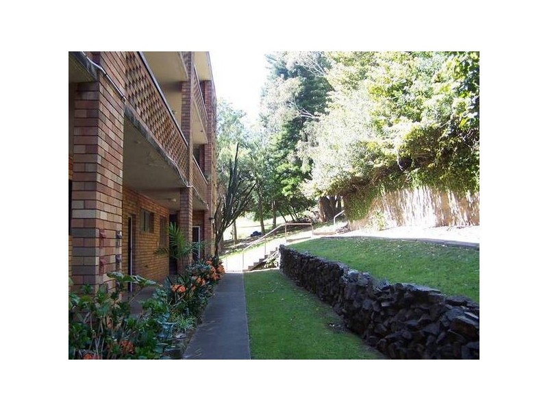 2/17 Hillview, The Hill NSW 2300