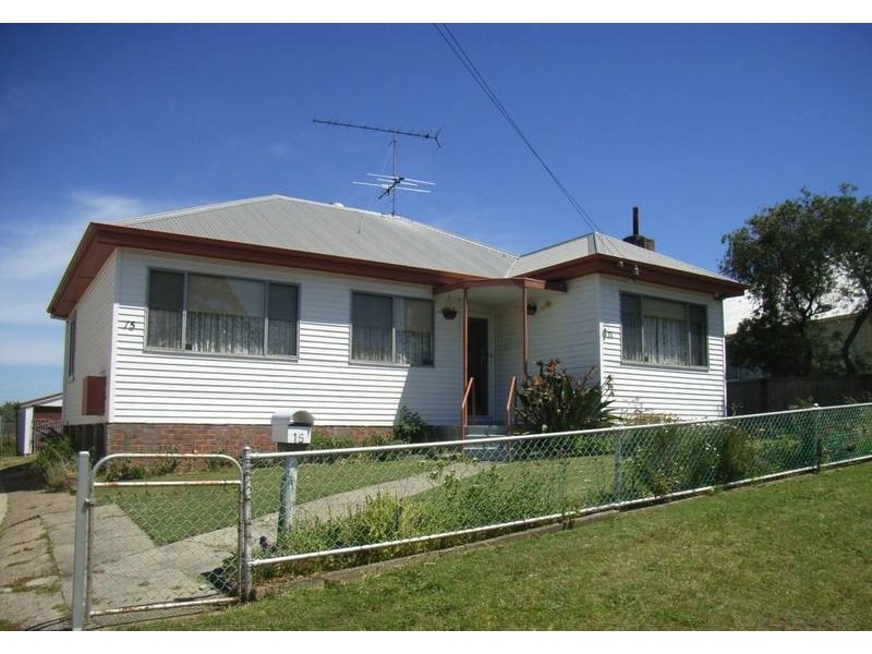 15 Griffith Street, Charlestown NSW 2290