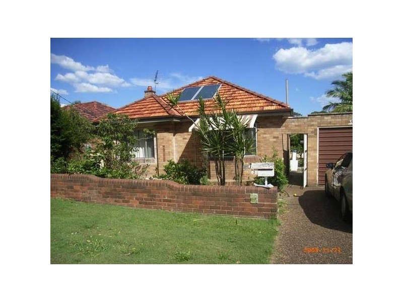 3 CECIL AVE, Waratah NSW 2298