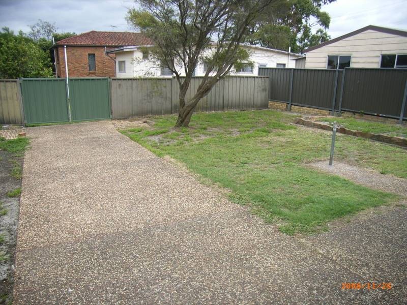 35 Woods Street, Redhead NSW 2290