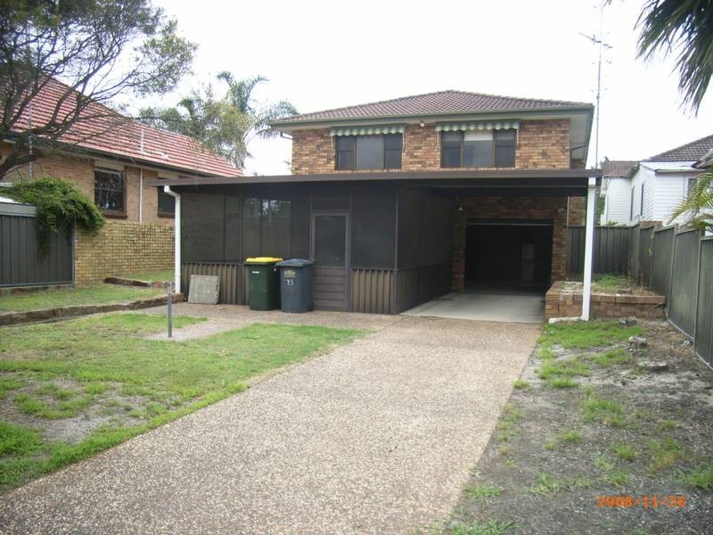 35 Woods Street, Redhead NSW 2290