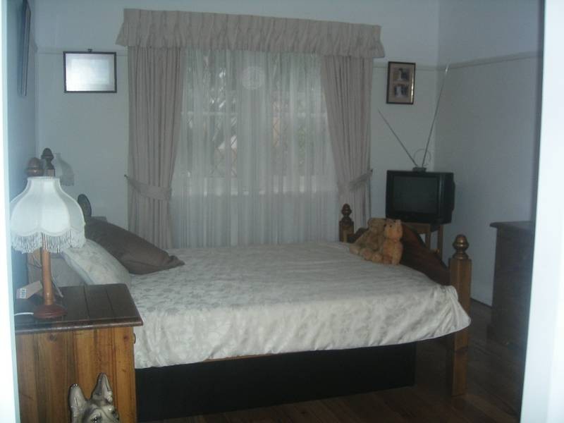 25 SWAN ST, Cooks Hill NSW 2300