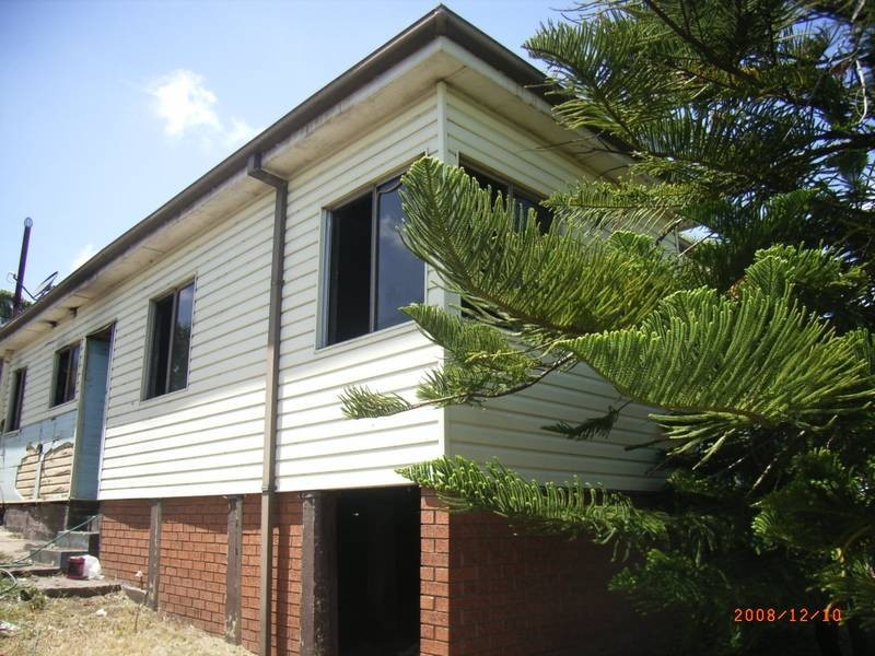 43 Angus Avenue, Waratah West NSW 2298