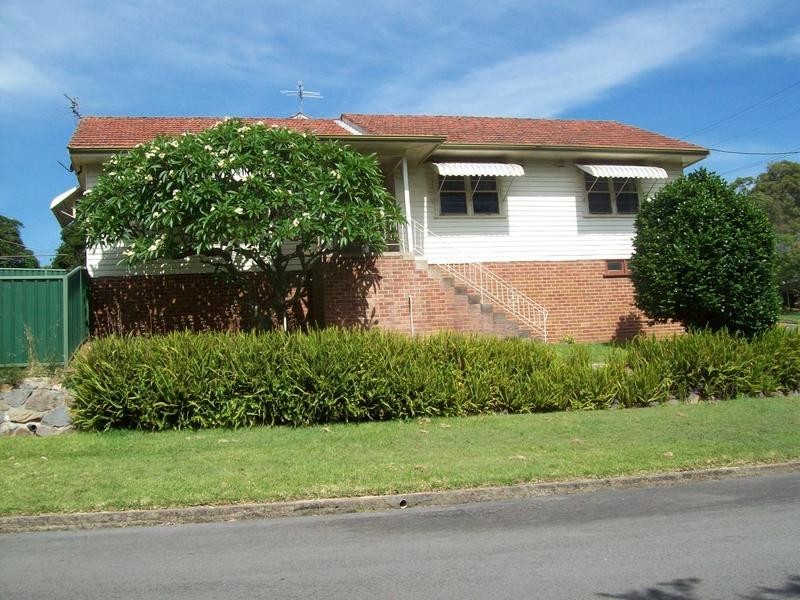 6 YARRUM ST, Adamstown NSW 2289