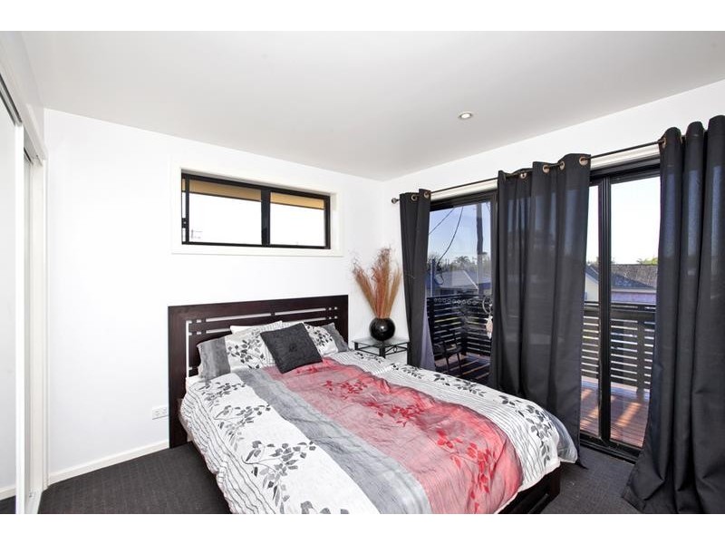 17 Pembroke Street, Stockton NSW 2295