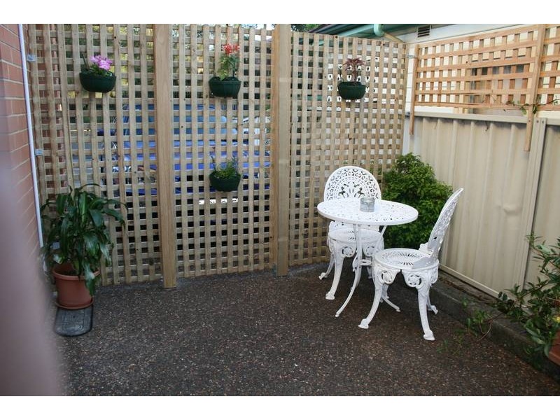 1/80 Turton Road, Waratah NSW 2298