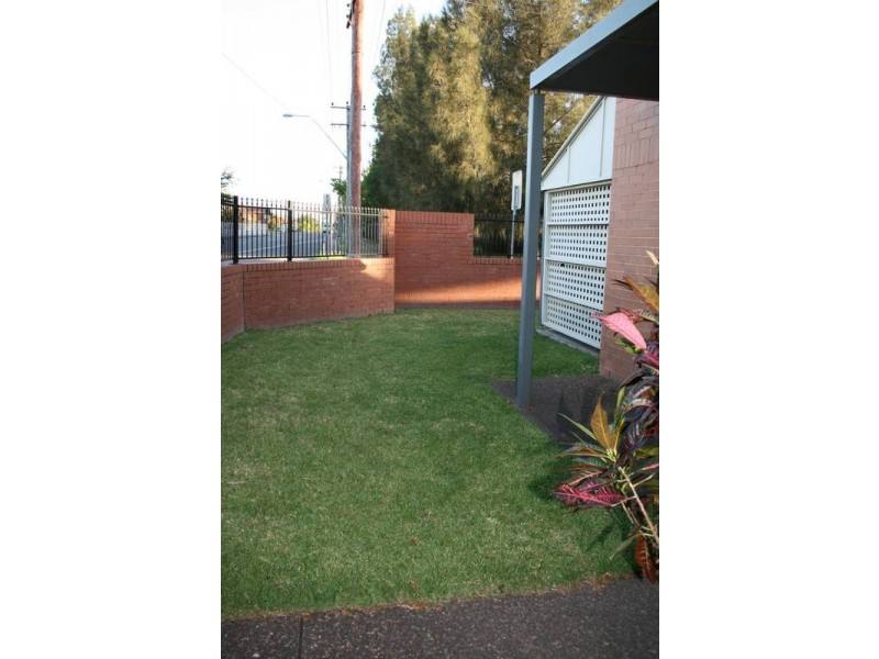 1/80 Turton Road, Waratah NSW 2298