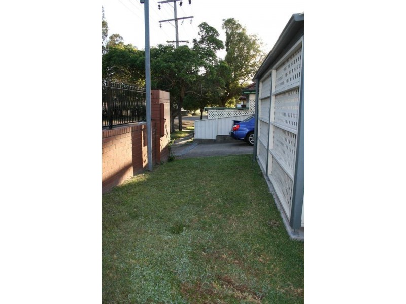 1/80 Turton Road, Waratah NSW 2298