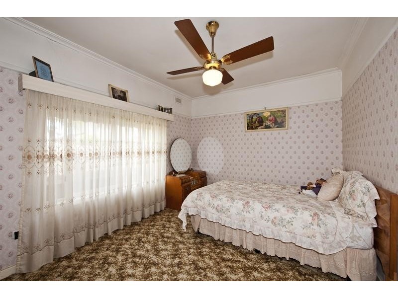 12 Adeney Street, Yarraville VIC 3013