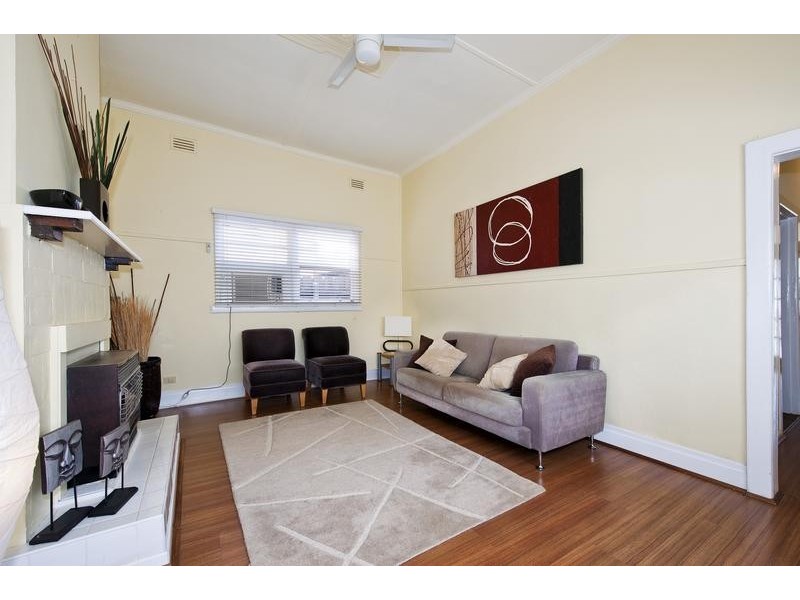 13 Kingsville Street, Kingsville VIC 3012