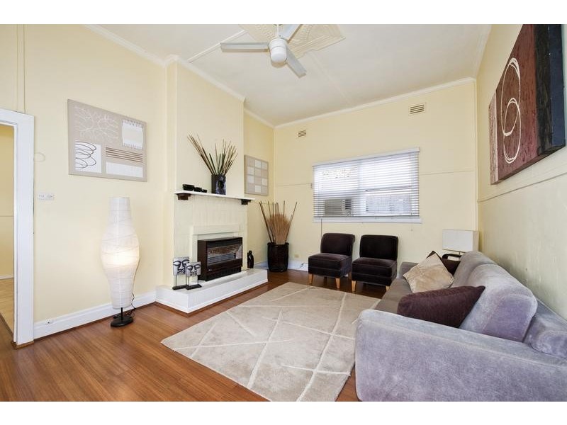 13 Kingsville Street, Kingsville VIC 3012