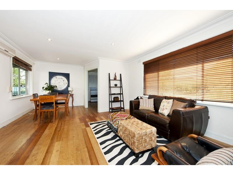 10 Bell Street, Seddon VIC 3011