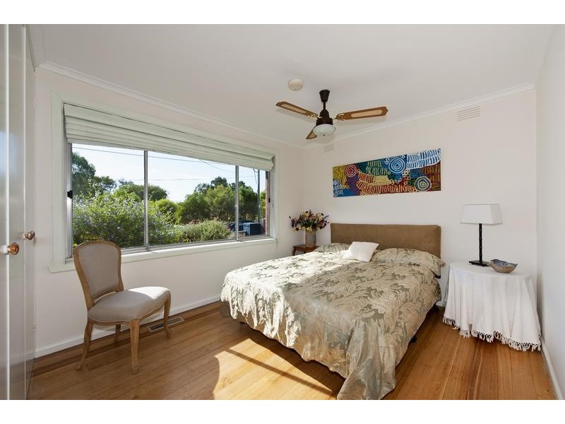 10 Bell Street, Seddon VIC 3011